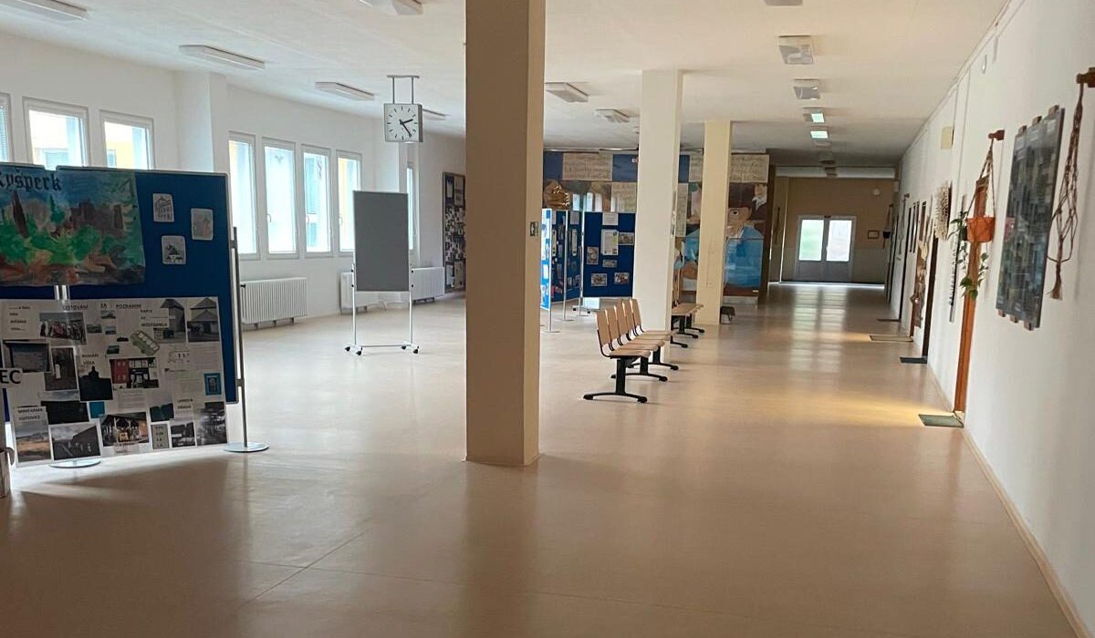 Výměna podlahové krytiny v ZŠ Maršov 5